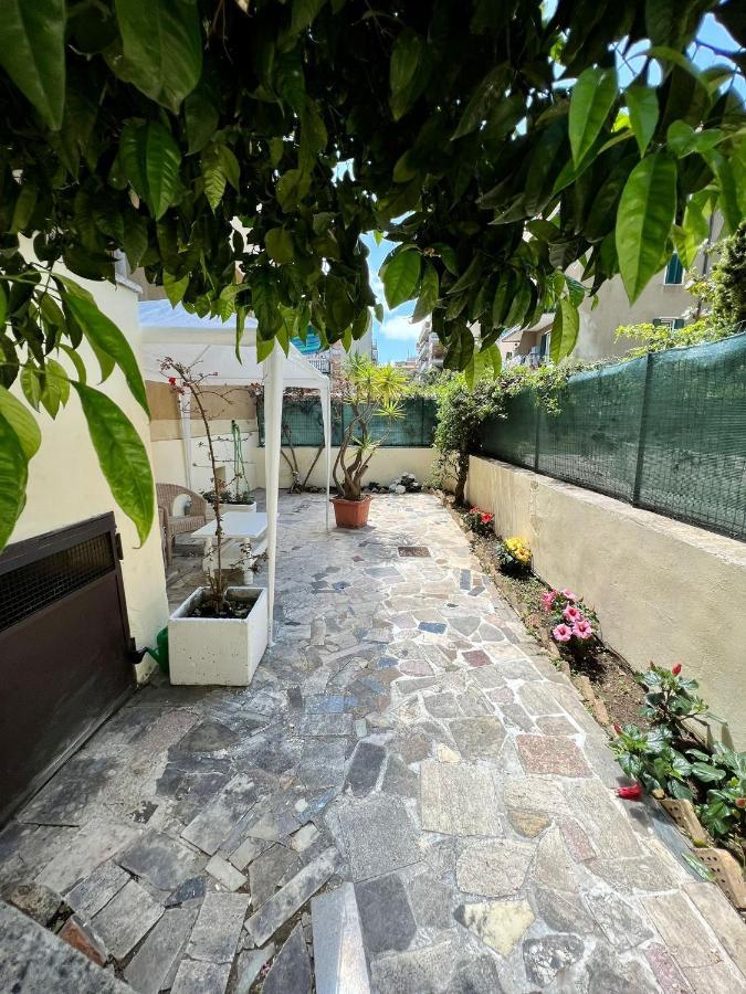 Willa La Casa Di Betty Lido di Ostia Zewnętrze zdjęcie